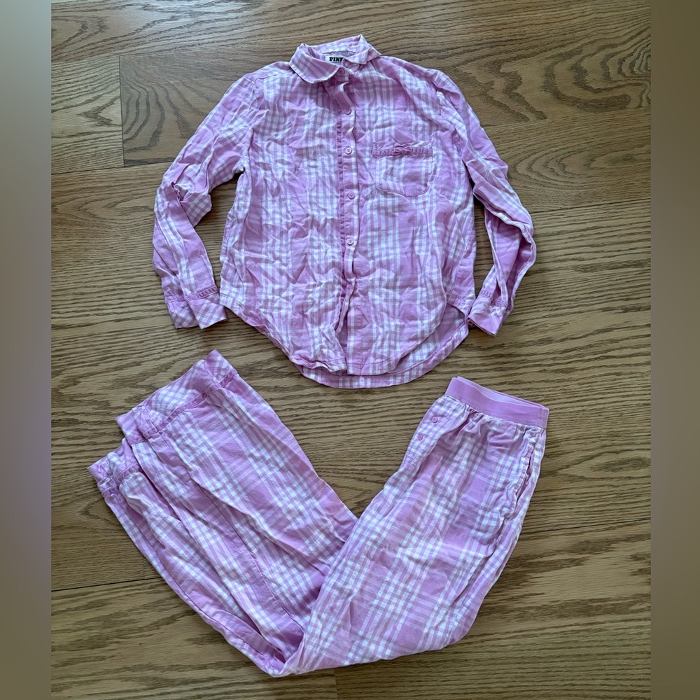 Pink gingham sleep set